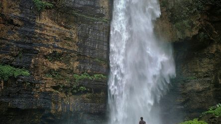 waterfall hikes near me